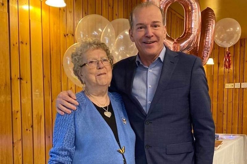 100 ans pour madame Yvette Pinard-Pouliot, une résidente de Val-des-Sources
